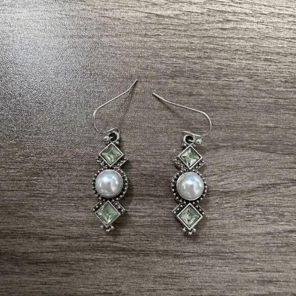 Boho Geometric Pearl Crystal Dangle Earrings - Picture 2 of 5